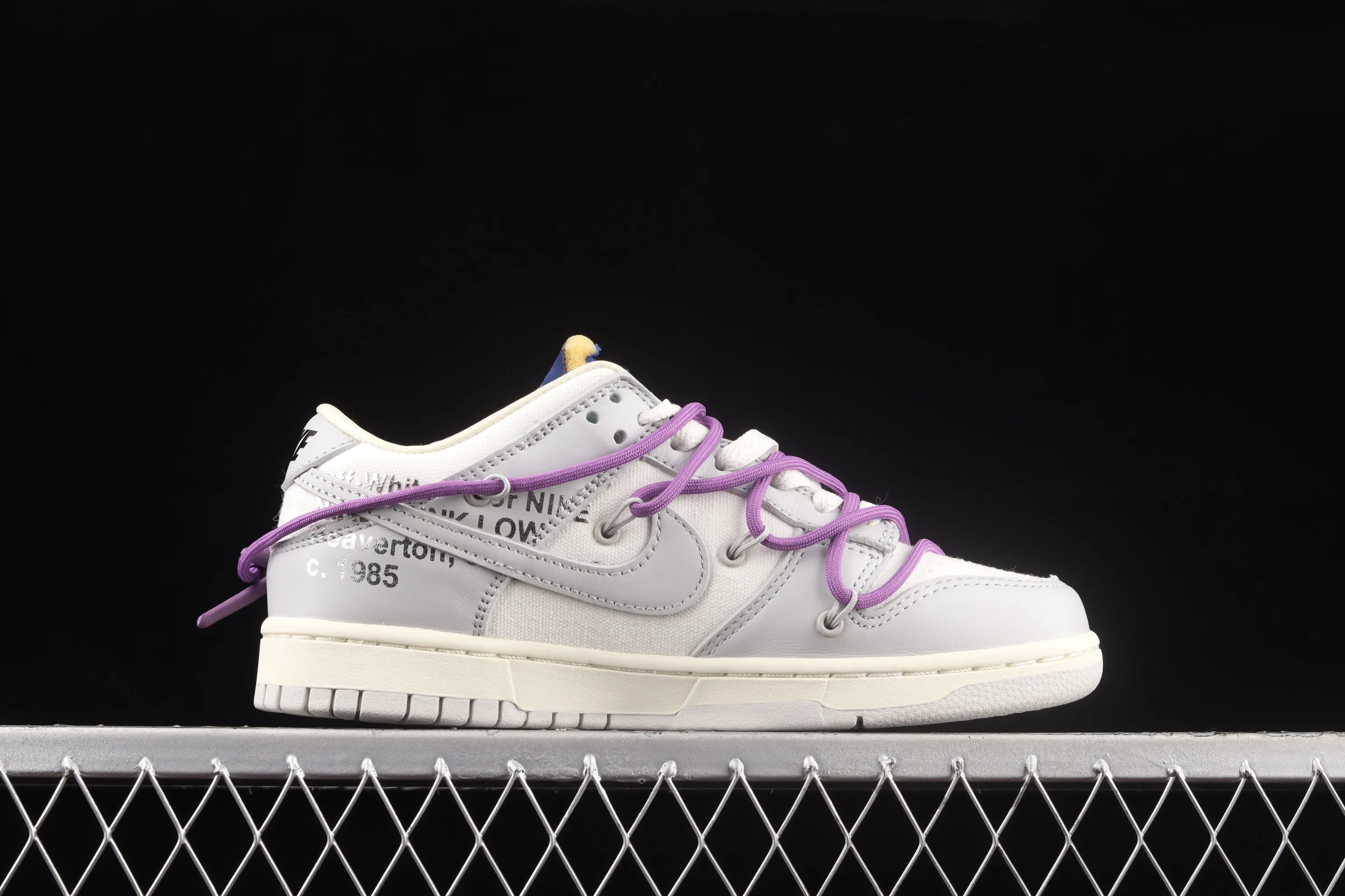 All Categories Nk SB Dunk Series Nk SB Dunk Low Low-top sneakers Pure original version OF x Nk Dunk Low OW Gray SB smashed backboard fashion casual sneakers DM1602-107